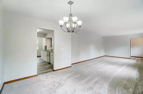 Dining - 174 Apple Rd, Amelia, OH 45102 photo 1 of 2