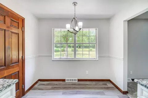 Dining - 174 Apple Rd, Amelia, OH 45102 photo 2 of 2