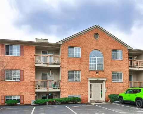 1605 Gelhot Dr #60, Fairfield, OH 45014
