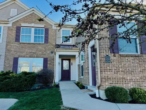 8212 Bridge Point Dr, Cincinnati, OH 45248