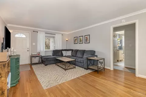 Living - 6247 Raytee Ter, Cincinnati, OH 45230 photo 2 of 3