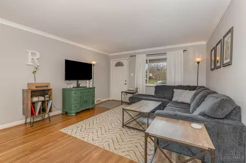 Living - 6247 Raytee Ter, Cincinnati, OH 45230 photo 1 of 3