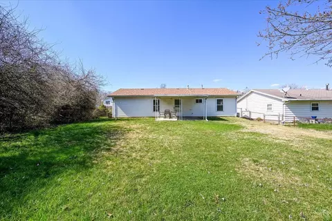 Exterior - 12042 Westerly Dr, Cincinnati, OH 45231 photo 6 of 7
