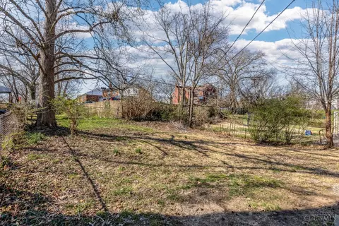 5213 Newfield Ave, Cincinnati, OH 45237 photo 3