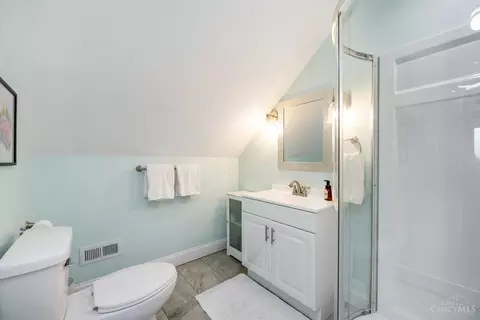 Bath - 8517 Wicklow Ave, Cincinnati, OH 45236 photo 2 of 2