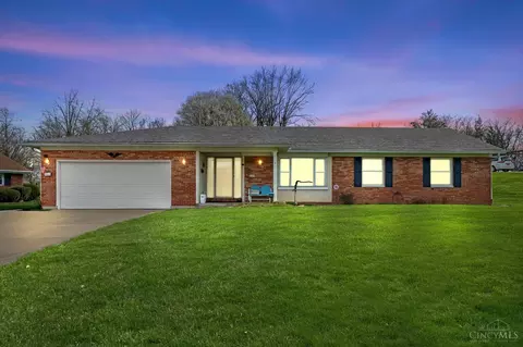 2027 Rolling Hills Blvd, Fairfield, OH 45014