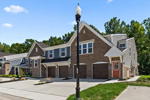 5882 Parkview Ln #66203, Miami Twp, OH 45150