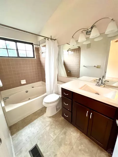 2899 Phaeton Ln, Maineville, OH 45039 photo 10
