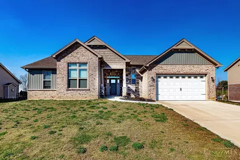 2320 Morrow Trl, Hamilton, OH 45013