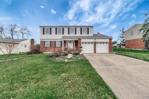 898 Summerfield Ln, Cincinnati, OH 45240