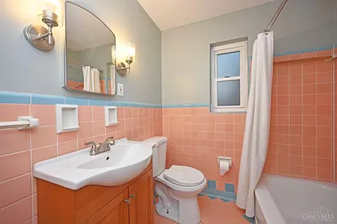 3134 Macarthur Ct, Cincinnati, OH 45211 photo 13