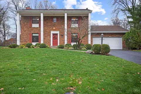 7629 Trailwind Dr, Montgomery, OH 45242