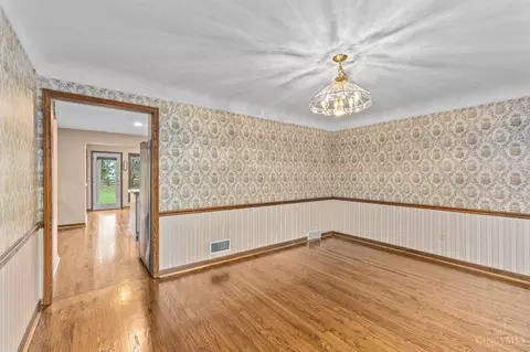 7629 Trailwind Dr, Montgomery, OH 45242 photo 8