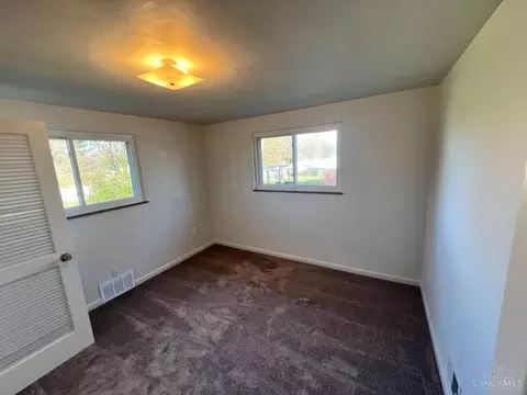 4451 Hall St, Cincinnati, OH 45244 photo 14