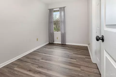 2094 Gardner Rd, Hamilton, OH 45013 photo 17