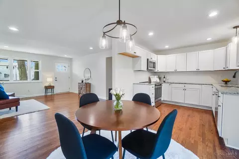 Dining - 4986 Ridgecrest Dr, Blue Ash, OH 45242 photo 3 of 4