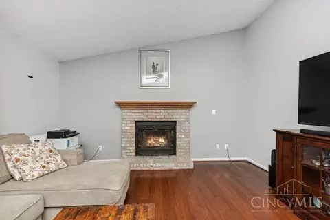 Entry Way - 17549 Bloomrose Rd, Williamsburg, OH 45176 photo 2 of 3