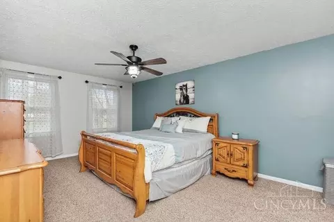 Bedroom - 17549 Bloomrose Rd, Williamsburg, OH 45176 photo 3 of 4