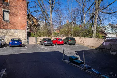 Exterior - 2911 Euclid, Cincinnati, OH 45219 photo 2 of 4