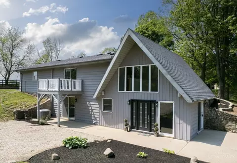 4851 Wolfe Rd, Richmond, IN 47374