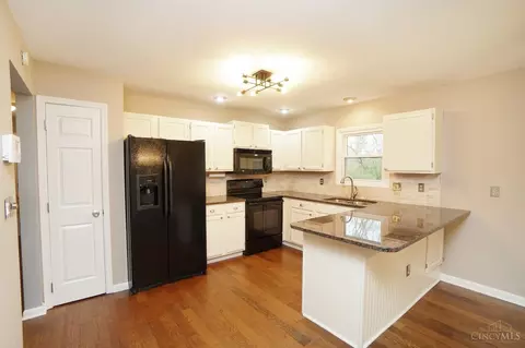 4229 Cannon Gate Dr, Cincinnati, OH 45245 photo 9