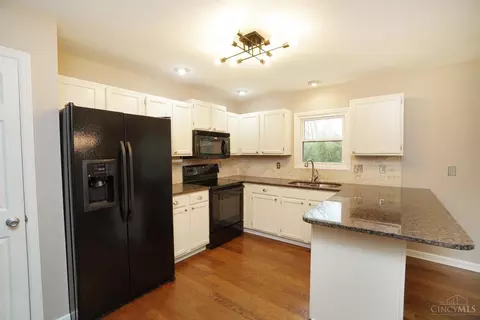 4229 Cannon Gate Dr, Cincinnati, OH 45245 photo 10