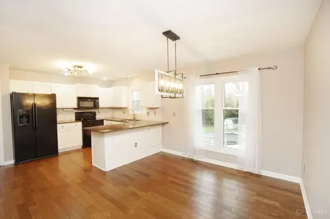 4229 Cannon Gate Dr, Cincinnati, OH 45245 photo 7