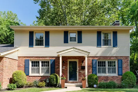 120 Winding Brook Ln, Terrace Park, OH 45174