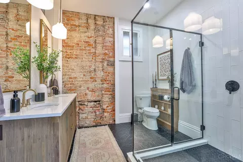 Bath - 550 Milton St, Cincinnati, OH 45202 photo 1 of 5