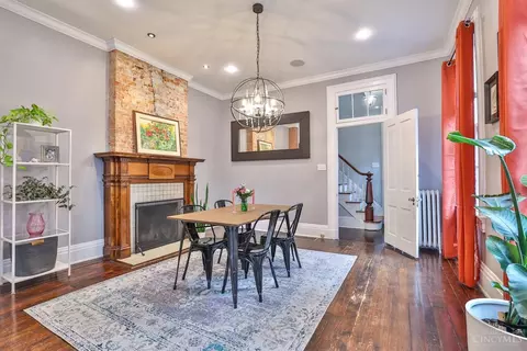 Dining - 550 Milton St, Cincinnati, OH 45202 photo 2 of 5