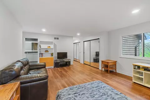 Living - 7020 Royalgreen Dr, Cincinnati, OH 45244 photo 4 of 4