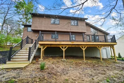 Exterior - 7020 Royalgreen Dr, Cincinnati, OH 45244 photo 4 of 10