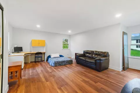Bedroom - 7020 Royalgreen Dr, Cincinnati, OH 45244 photo 1 of 5