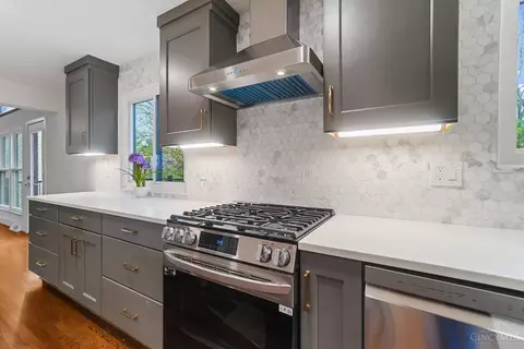 Kitchen - 7020 Royalgreen Dr, Cincinnati, OH 45244 photo 5 of 5