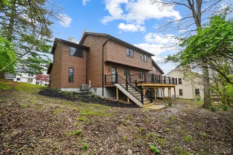 Exterior - 7020 Royalgreen Dr, Cincinnati, OH 45244 photo 5 of 10