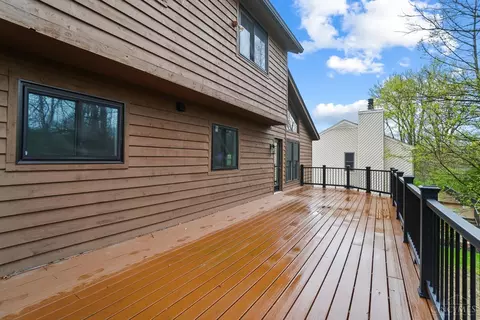 Exterior - 7020 Royalgreen Dr, Cincinnati, OH 45244 photo 9 of 10