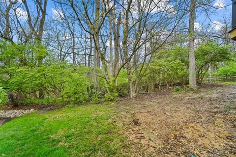 View/Area - 7020 Royalgreen Dr, Cincinnati, OH 45244 photo 2 of 3