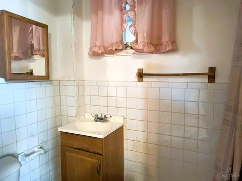 3205 Vine, Cincinnati, OH 45220 photo 9