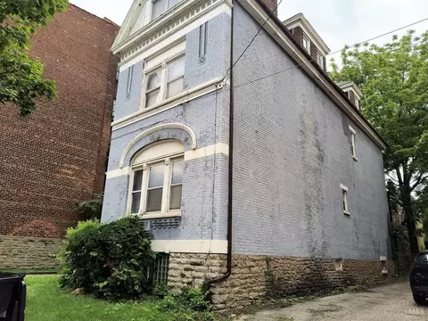 3205 Vine, Cincinnati, OH 45220 photo 3