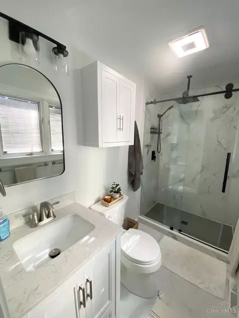 626 Doepke Ln, Cincinnati, OH 45231 photo 13