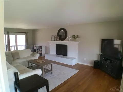 626 Doepke Ln, Cincinnati, OH 45231 photo 3