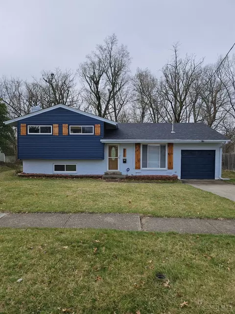 10953 Corona Rd, Forest Park, OH 45240