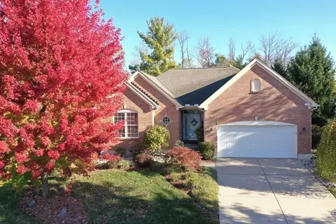 802 Sunrise Ridge Ct, Hamilton Township, OH 45039