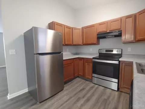 956 Golfview Dr, Hamilton, OH 45013 photo 11