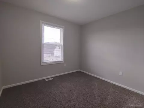 956 Golfview Dr, Hamilton, OH 45013 photo 13