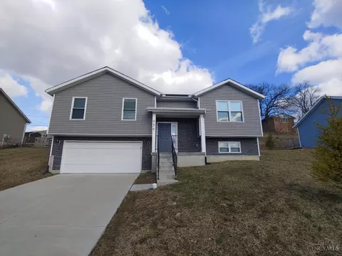 956 Golfview Dr, Hamilton, OH 45013