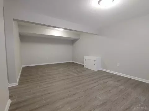 956 Golfview Dr, Hamilton, OH 45013 photo 19