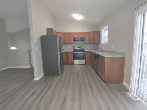956 Golfview Dr, Hamilton, OH 45013 photo 8