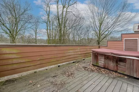 Exterior - 4255 Eighth St, Cincinnati, OH 45205 photo 3 of 5