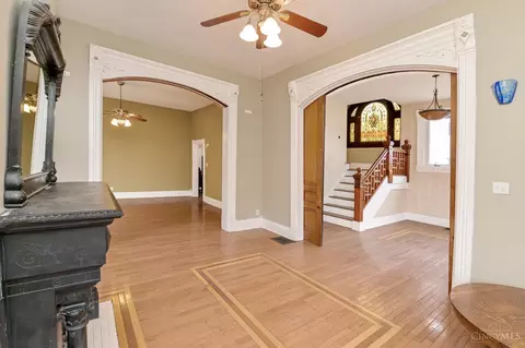 Entry Way - 4255 Eighth St, Cincinnati, OH 45205 photo 5 of 7